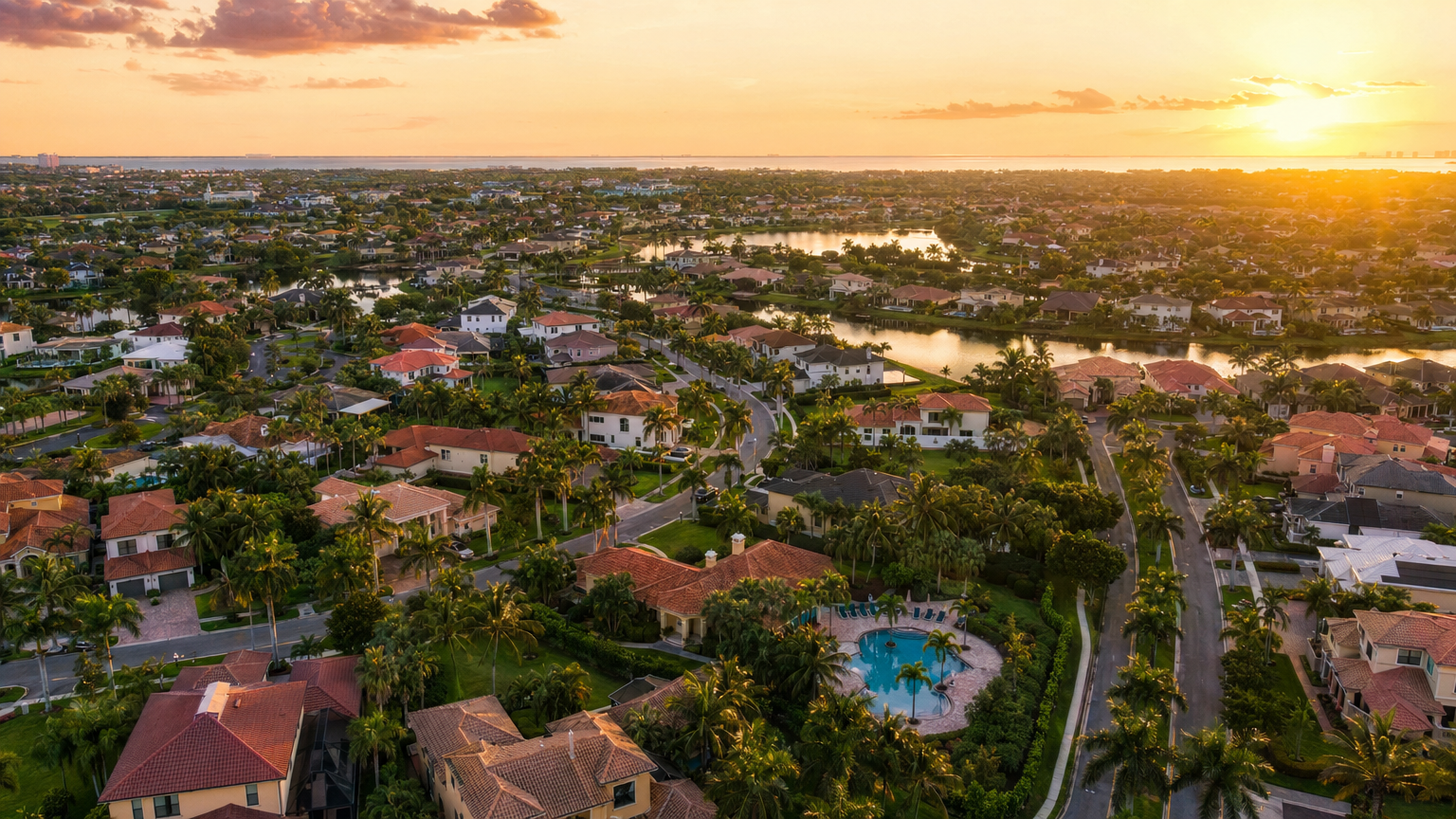 What Credit Score Do You Need to Buy a Home in Florida?